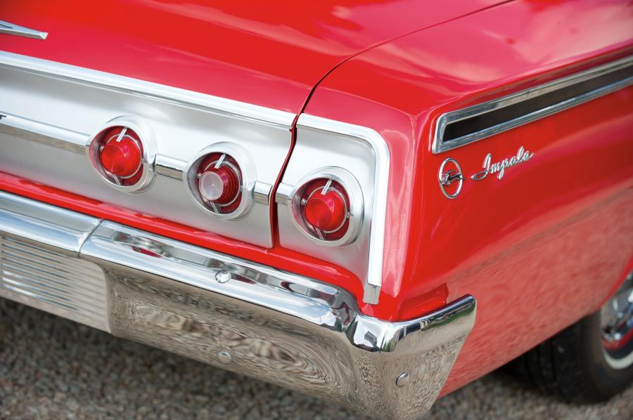  Chevrolet Impala Convertible 1961 года  (фото 5 из 16)